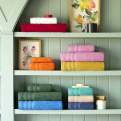 TOALLON BAÑO BELLY LISO 70 X 140 CM 450 GR</br> <font color="grey", font size="1">MARCA: ARCO IRIS</br>CÓDIGO: AITON</font>