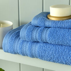 TOALLA VISITA BELLY 30 X 45 CM 450 GR</br> <font color="grey", font size="1">MARCA: ARCO IRIS</br>CÓDIGO: AITOAVI</font>